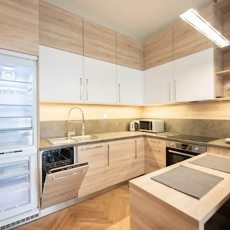 Modern Studio 3 * Prague